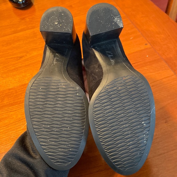 Clarks Tara Brae Pumps - Picture 3 of 5